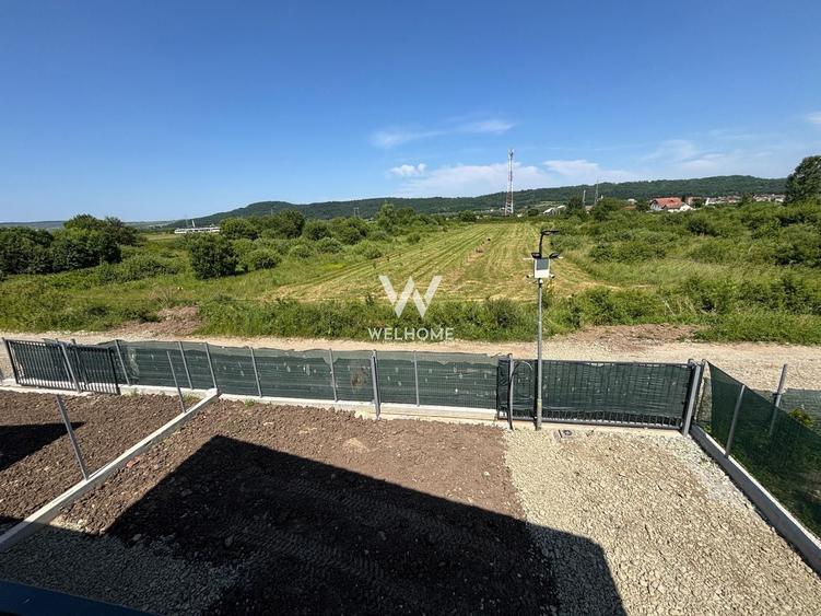 Duplex cu 4 camere cu Canalizare în Mohu