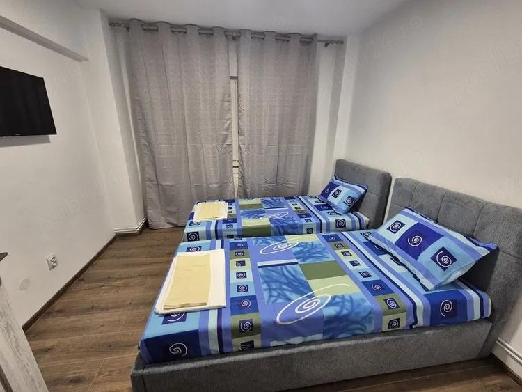 Apartament cu 4 camere decomandat în Central