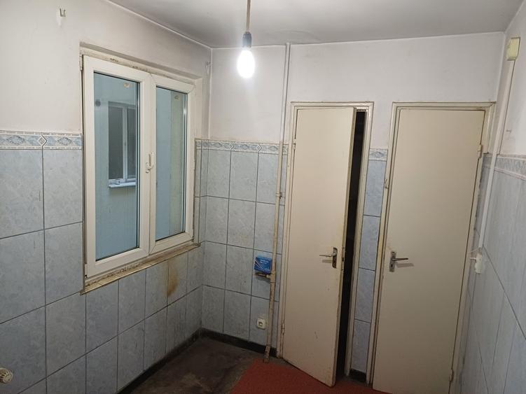 Apartament cu 2 camere decomandat în Cantemir