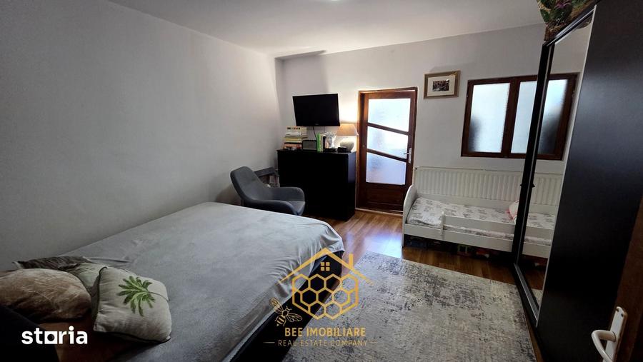 Apartament cu 2 camere decomandat în Valea Rosie