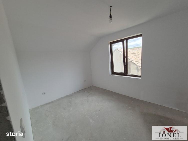 Casă cu 4 camere în Aiud