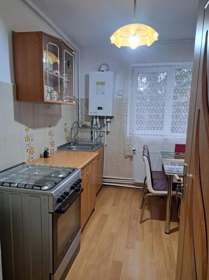 Apartament cu 2 camere semidecomandat în Gojdu