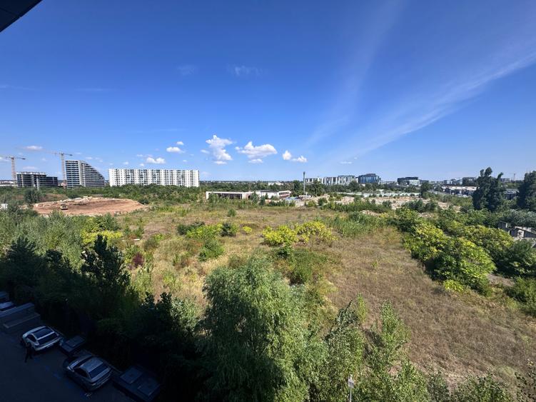 Apartament cu 2 camere decomandat în Aviației