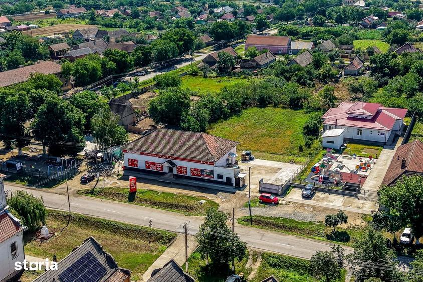 Spațiu comercial, de 274 mp, în Secusigiu