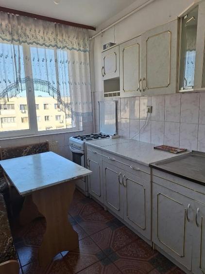 Apartament cu 2 camere decomandat, mobilat în Alexandru cel Bun