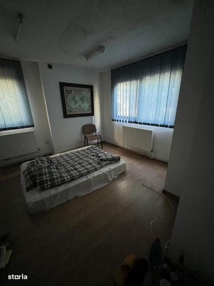Casă cu 4 camere în Ghermănești