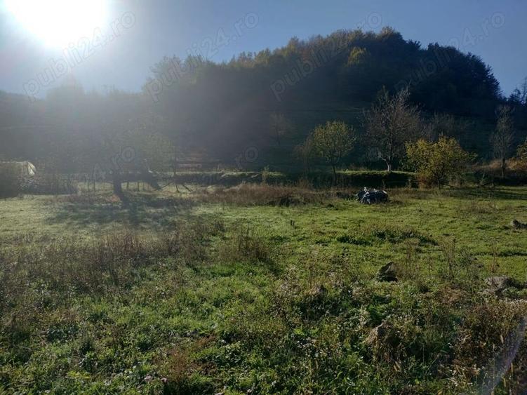 Teren de 2286 mp, în Vața de Sus