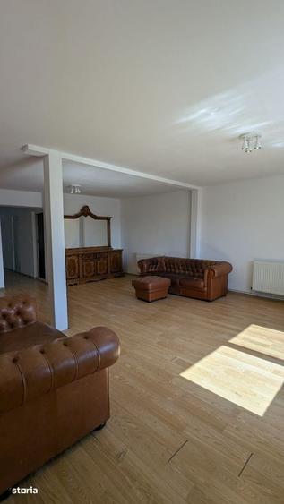 Apartament cu 3 camere în Mihai Bravu
