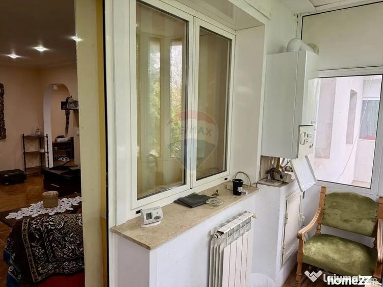 Apartament cu 4 camere decomandat în Gară