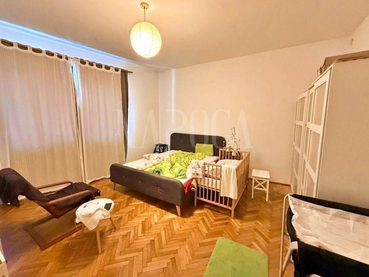 Casă individuală cu 6 camere cu Canalizare în Gruia