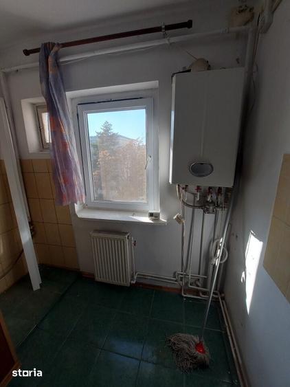Apartament cu 3 camere în Calea București