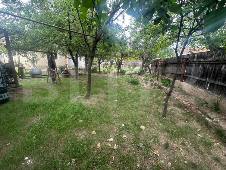 Casă individuală cu 3 camere cu Canalizare în Mărăști