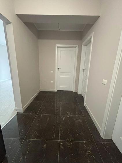 Apartament cu 2 camere decomandat în Dobroești