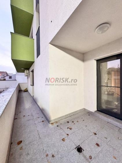 Apartament cu 2 camere semidecomandat, mobilat în Moșilor