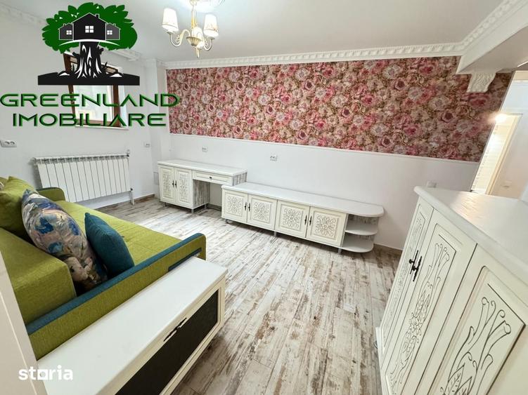Apartament cu 7 camere decomandat în Bucium