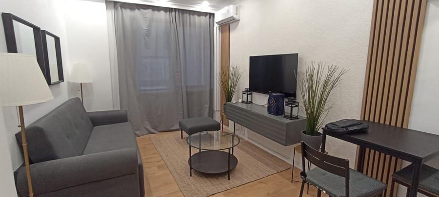 Apartament cu 2 camere în Romană