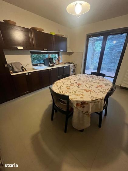 Casă cu 5 camere cu Teren 619 Mp în Mărășești