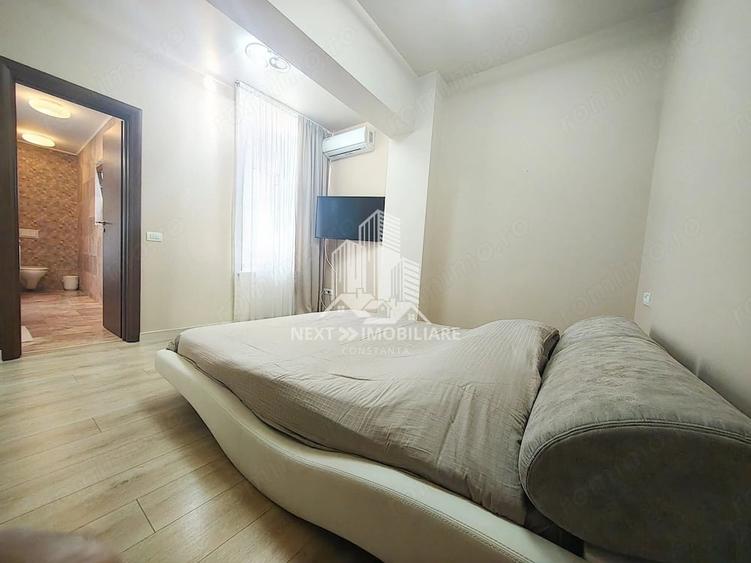 Apartament cu 4 camere decomandat în Central