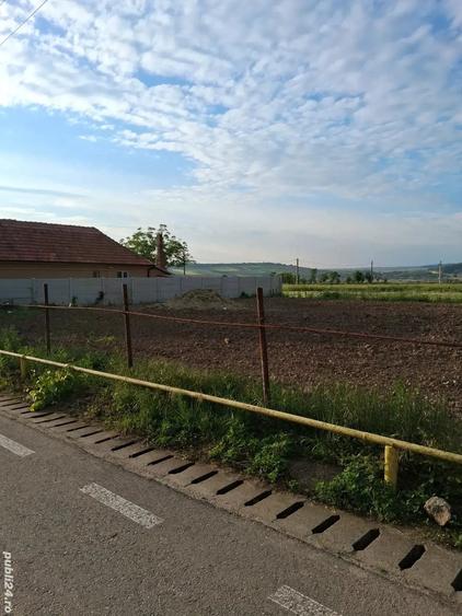 Casă cu 6 camere cu Teren 1800 Mp în Suplacu de Barcău
