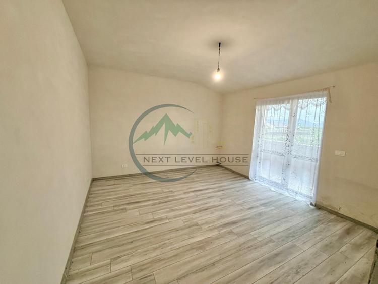Casă individuală cu 5 camere cu Teren 500 Mp în Sânpetru