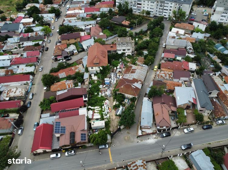 Teren de 2800 mp, în Central