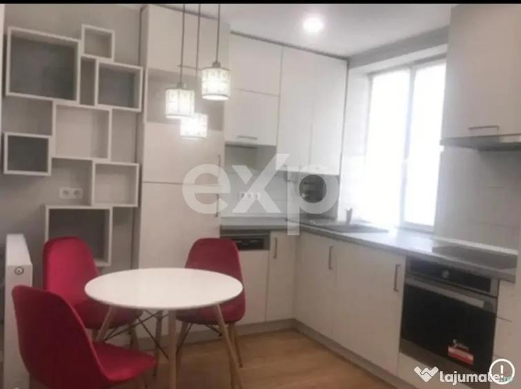 Apartament cu 2 camere semidecomandat în Ultracentral