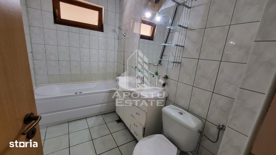 Casă cu 6 camere cu Teren 500 Mp în Șag
