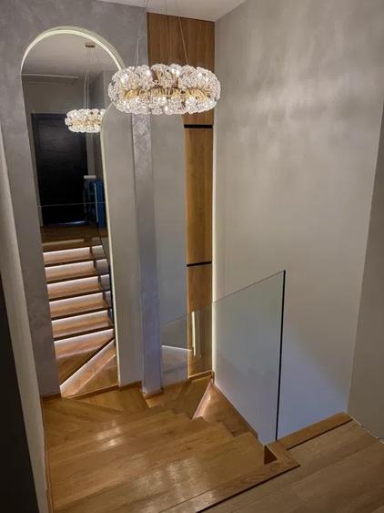 Duplex cu 4 camere cu Canalizare în Florești