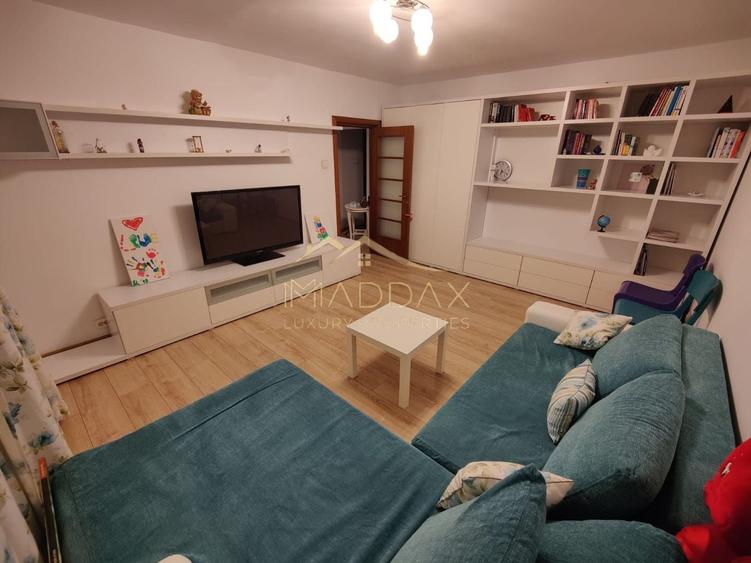 Apartament cu 3 camere decomandat, mobilat în 13 Septembrie