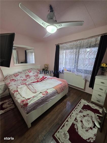 Apartament cu 3 camere semidecomandat în Micro 16