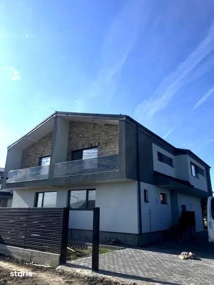 Casă cu 4 camere cu Teren 350 Mp în Feleacu