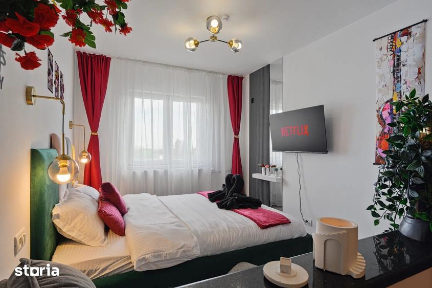 Apartament cu 3 camere semidecomandat, mobilat în Berceni
