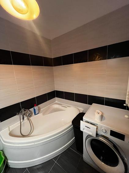 Apartament cu 2 camere semidecomandat în Militari