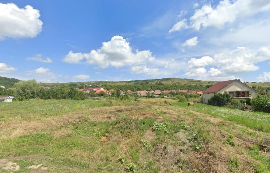Teren Construcții intravilan de 1100 mp, în Chinteni