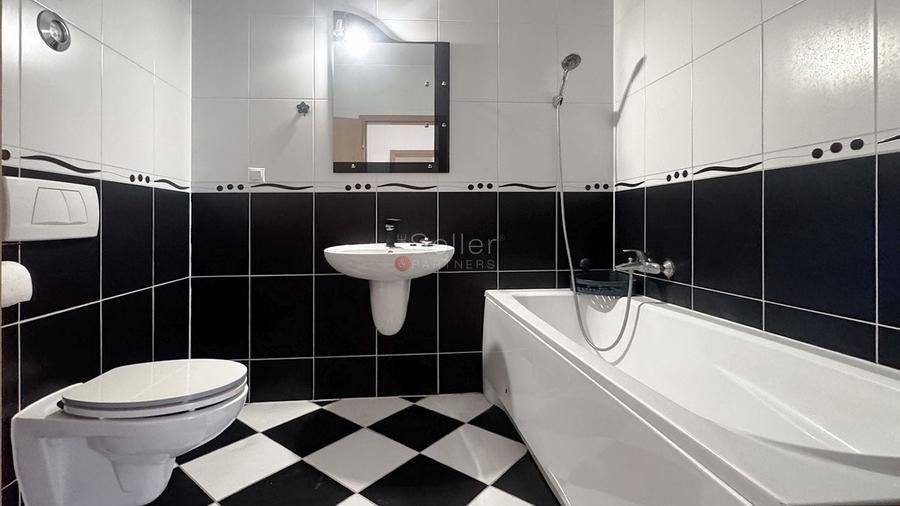 Apartament cu 3 camere decomandat în Avantgarden