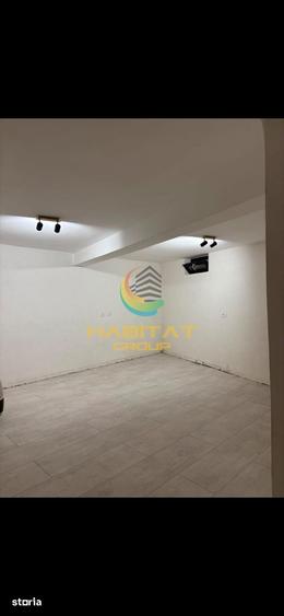 Casă cu 5 camere cu Teren 175 Mp în Văcăresti