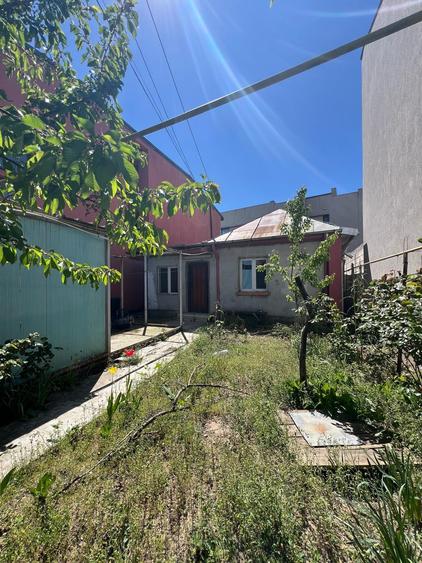 Casă individuală cu 3 camere cu Canalizare în Drumul Găzarului