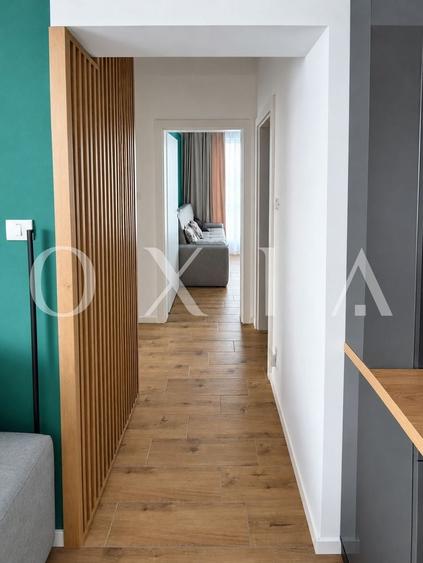 Apartament cu 3 camere semidecomandat, mobilat în Giroc