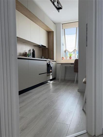 Apartament cu 2 camere decomandat, mobilat în Aeroport