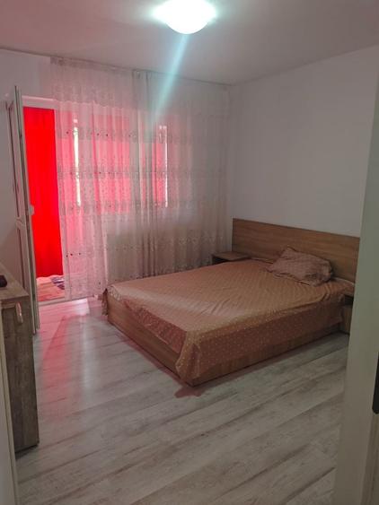Apartament cu 2 camere decomandat în Nicolae Titulescu