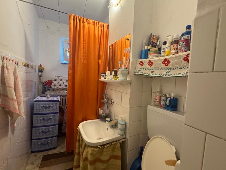 Vând apartament cu 2 camere - 7