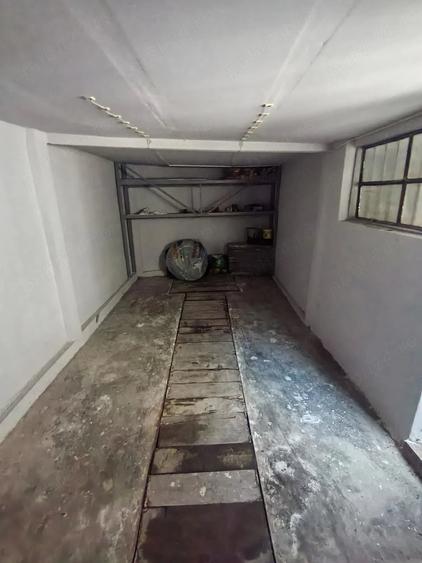 Casă cu Teren 35 Mp în Brătianu