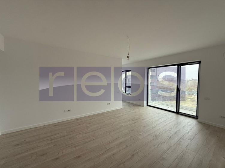 Apartament cu 2 camere semidecomandat în Sisești