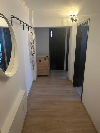 Apartament cu 2 camere decomandat, mobilat în Energia