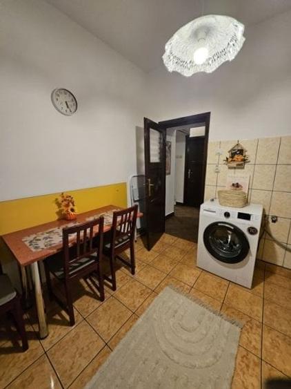 Apartament cu 2 camere decomandat, mobilat în P-ța Muncii