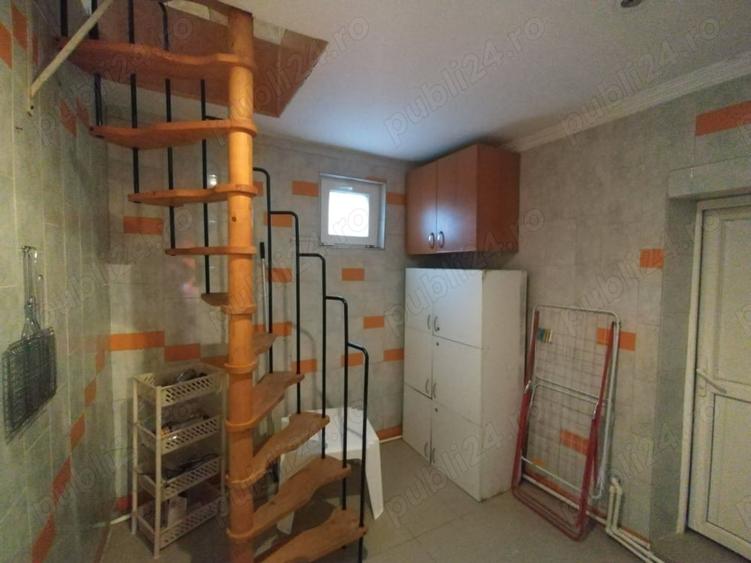 Casă cu 6 camere în Tâncăbești