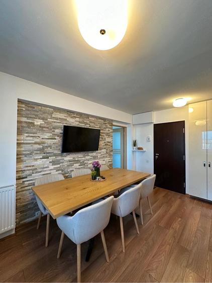 Apartament cu 3 camere decomandat în Dacia