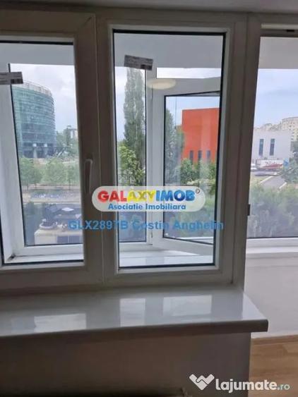 Apartament cu 3 camere decomandat în Splaiul Unirii