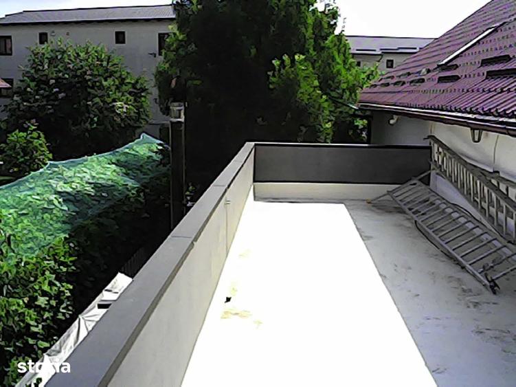 Casă cu 4 camere cu Teren 750 Mp în Central
