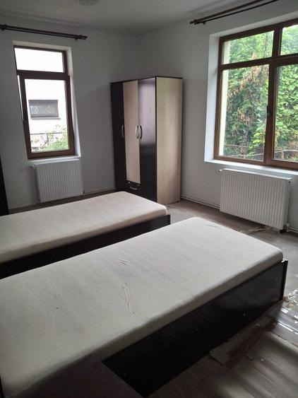 Camere de inchiriat la o casa si curte in Iasi - 8